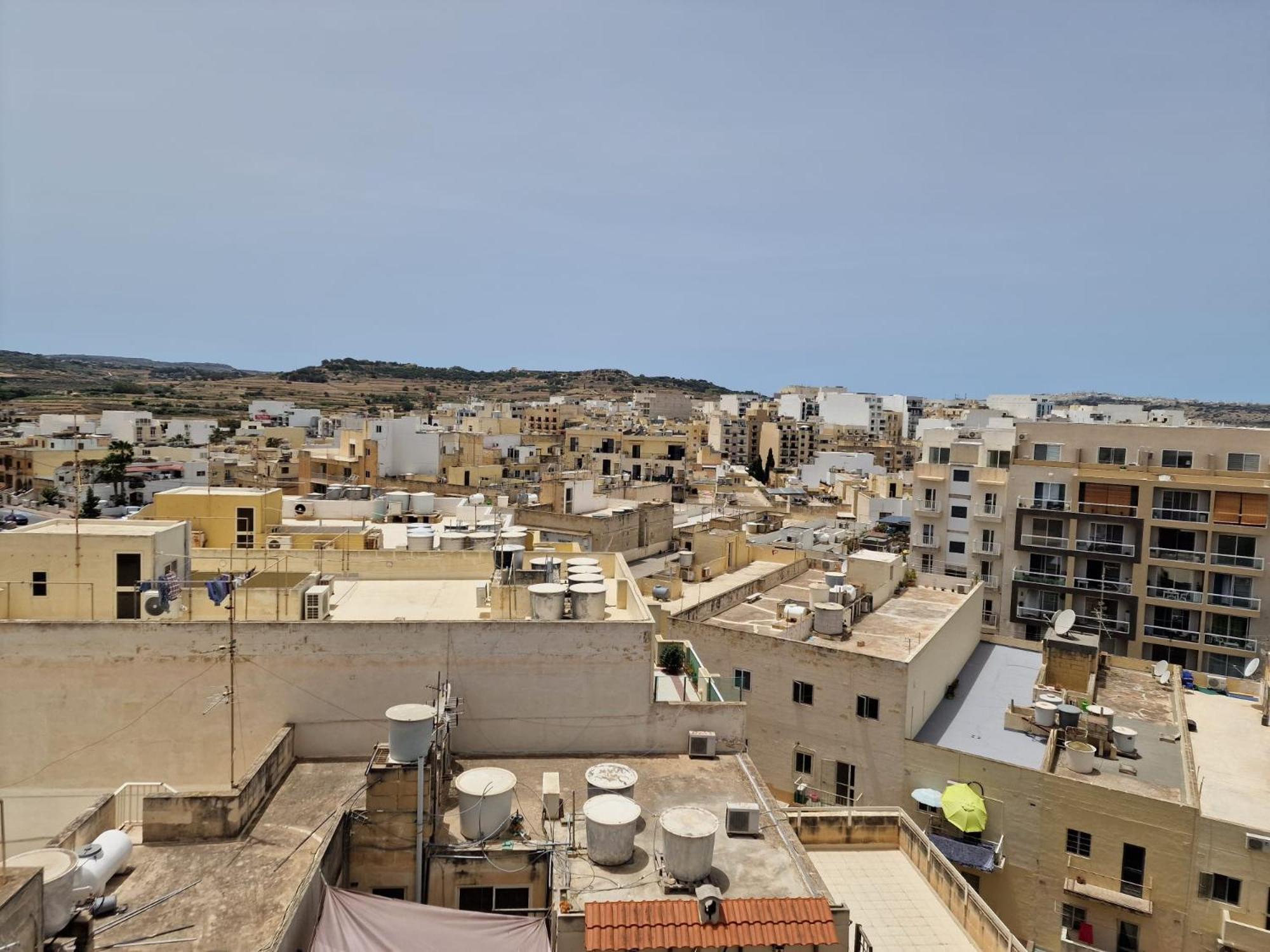 Sky Apartment 3 San Pawl il-Baħar Eksteriør bilde